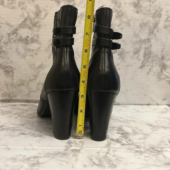 Marc Fisher Women's Kattie Ankle-Boots Black Leather Size 8 - Picture 6 of 11